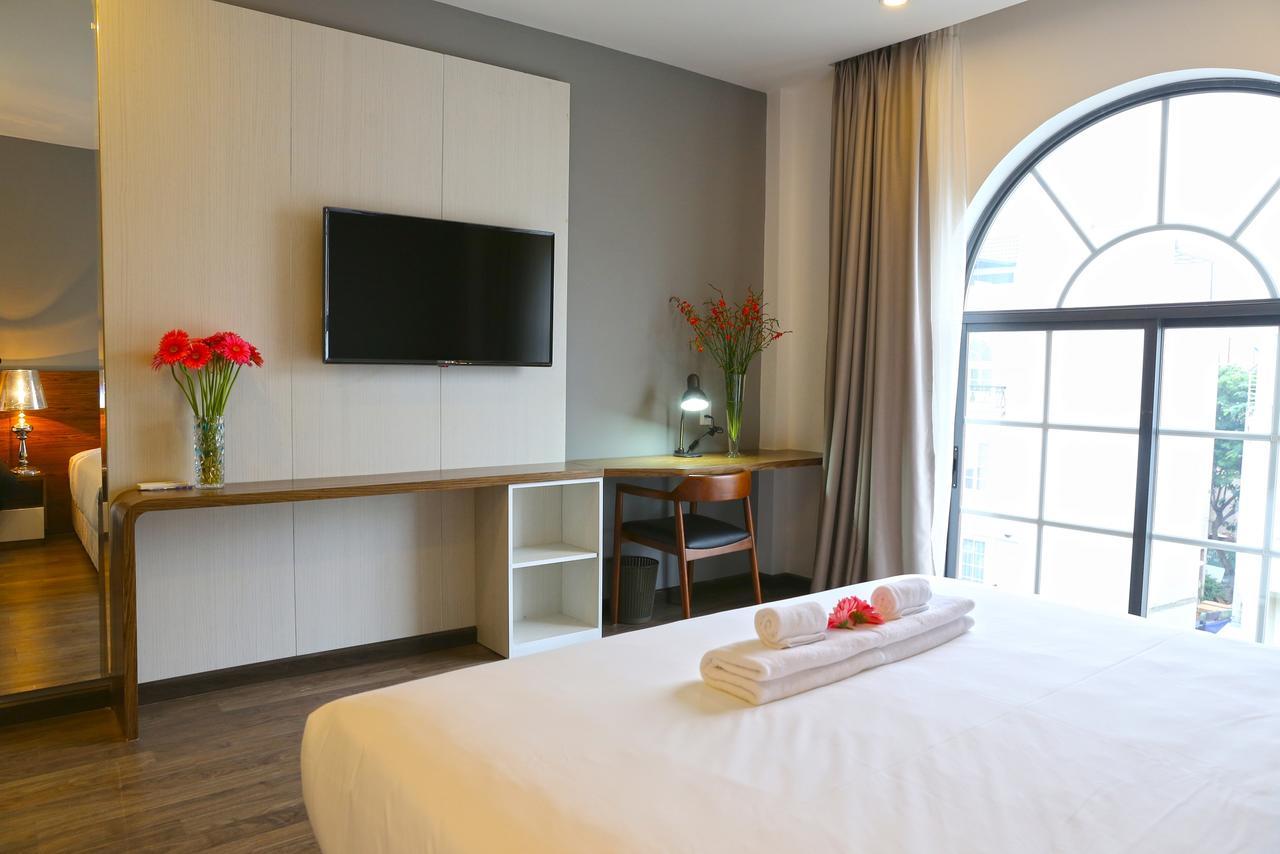 Bizu Royal Hotel Ho Chi Minh City Bagian luar foto